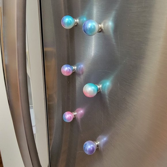 Mermaid Ombre Pearl Magnet Set - Classy & Elegant Fridge Magnets - Picture 6 of 9